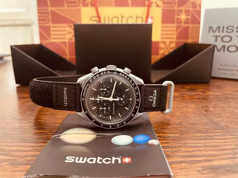 Omega x Swatch - MoonSwatch Mission To the Moon SO33M100