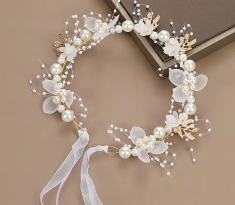 Opaska Wianek na Głowę Dziewczęcy Komunijny