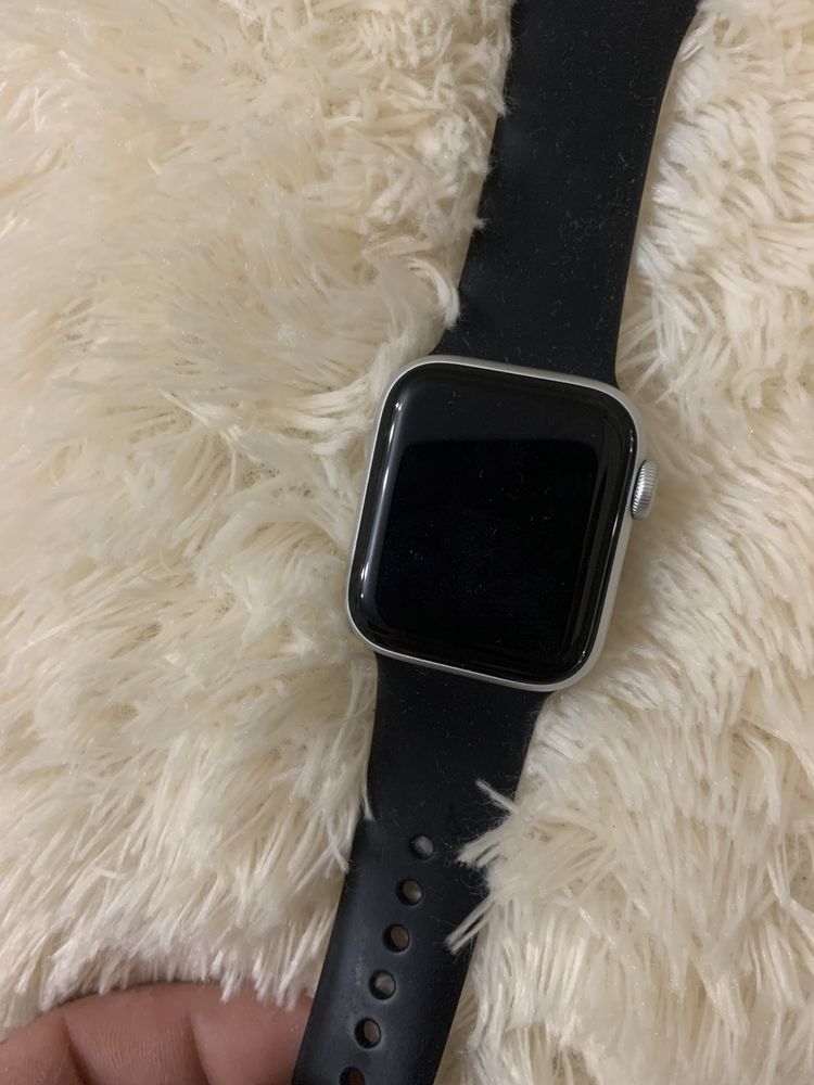 Smart watch Apple SE