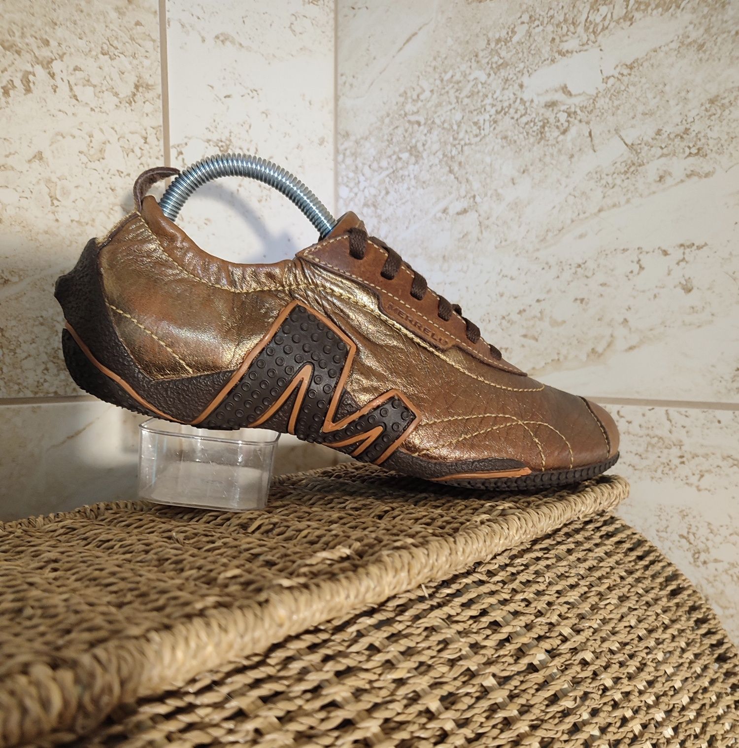Жіночі шкіряні повсякденні кросівки, снікерси Merrell.