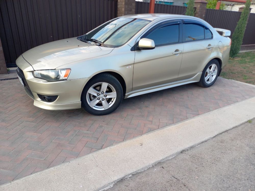 Продам Mitsubishi Lancer X 2.0 Avtomat