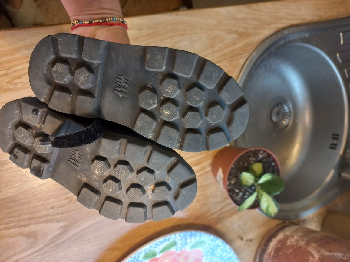 Buty dla dziewczynki