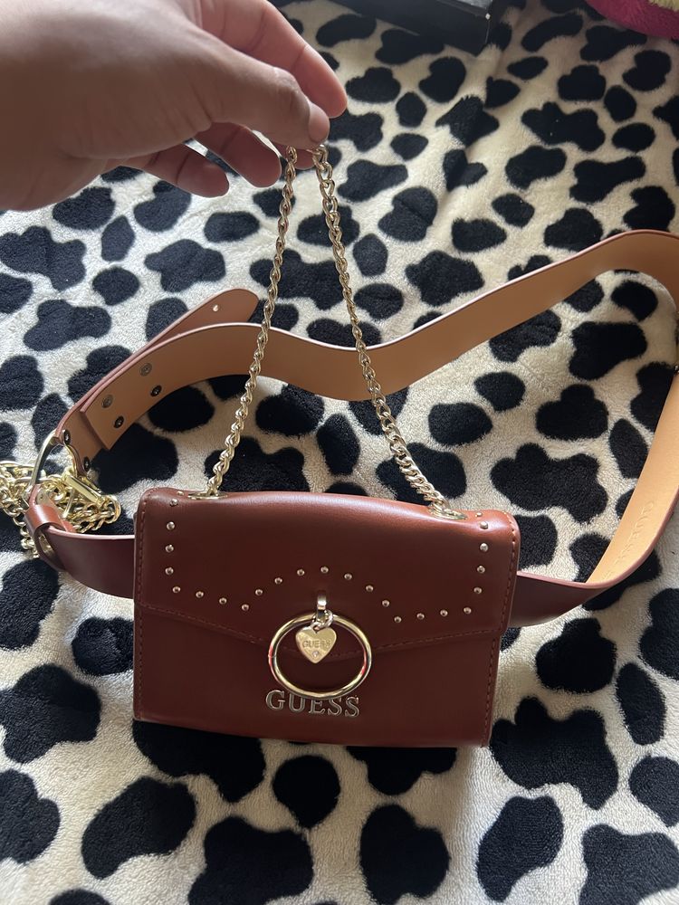 Mala GUESS estilo Pochete