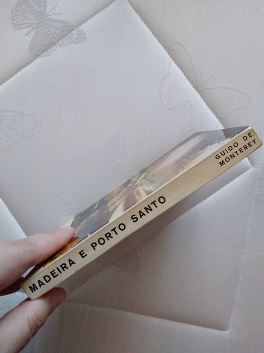 Livro guia Madeira e Porto Santo Duas Ilhas em contraste