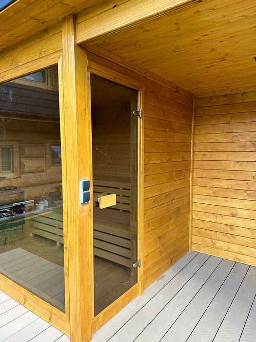 Sauna ogrodowa z miejscem na balie, sauna zewnętrzna