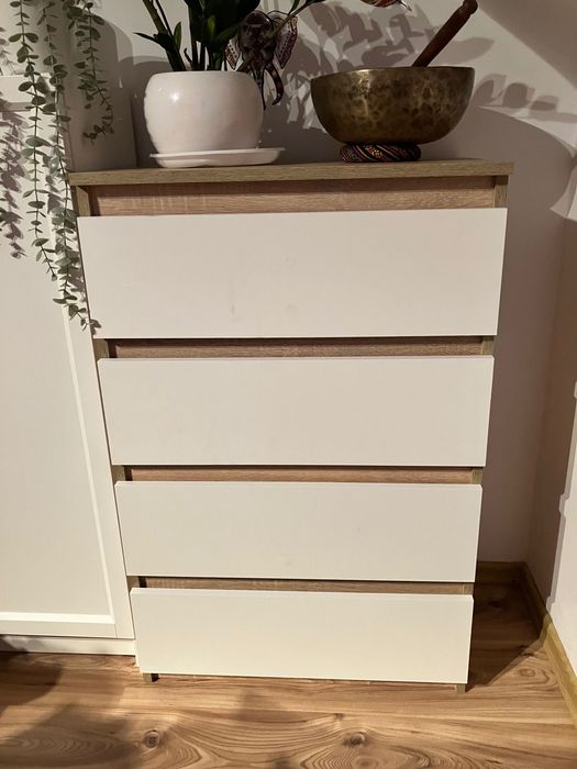 Komoda z szufladami drewniana biała