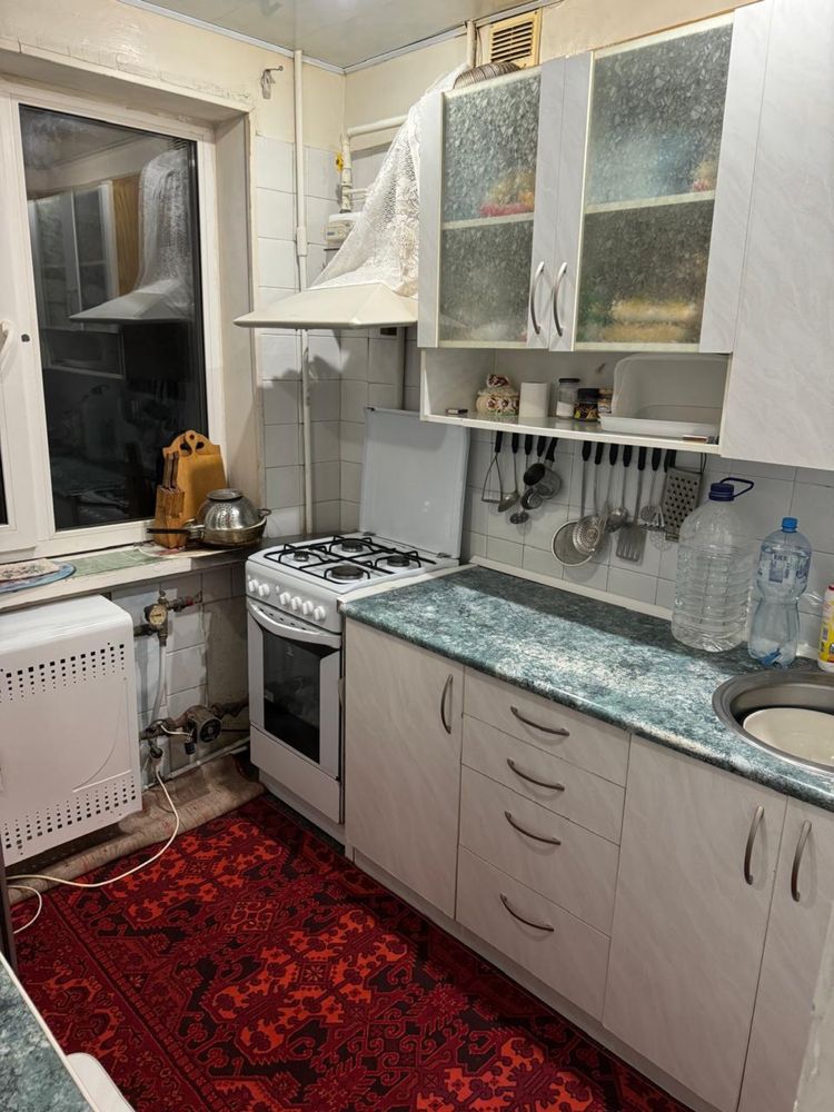 Продам Брежневку з Автономним опаленням на Артеме