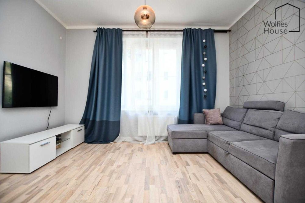 Mogilska | 2 POK. | Miejsce postojowe | ENG