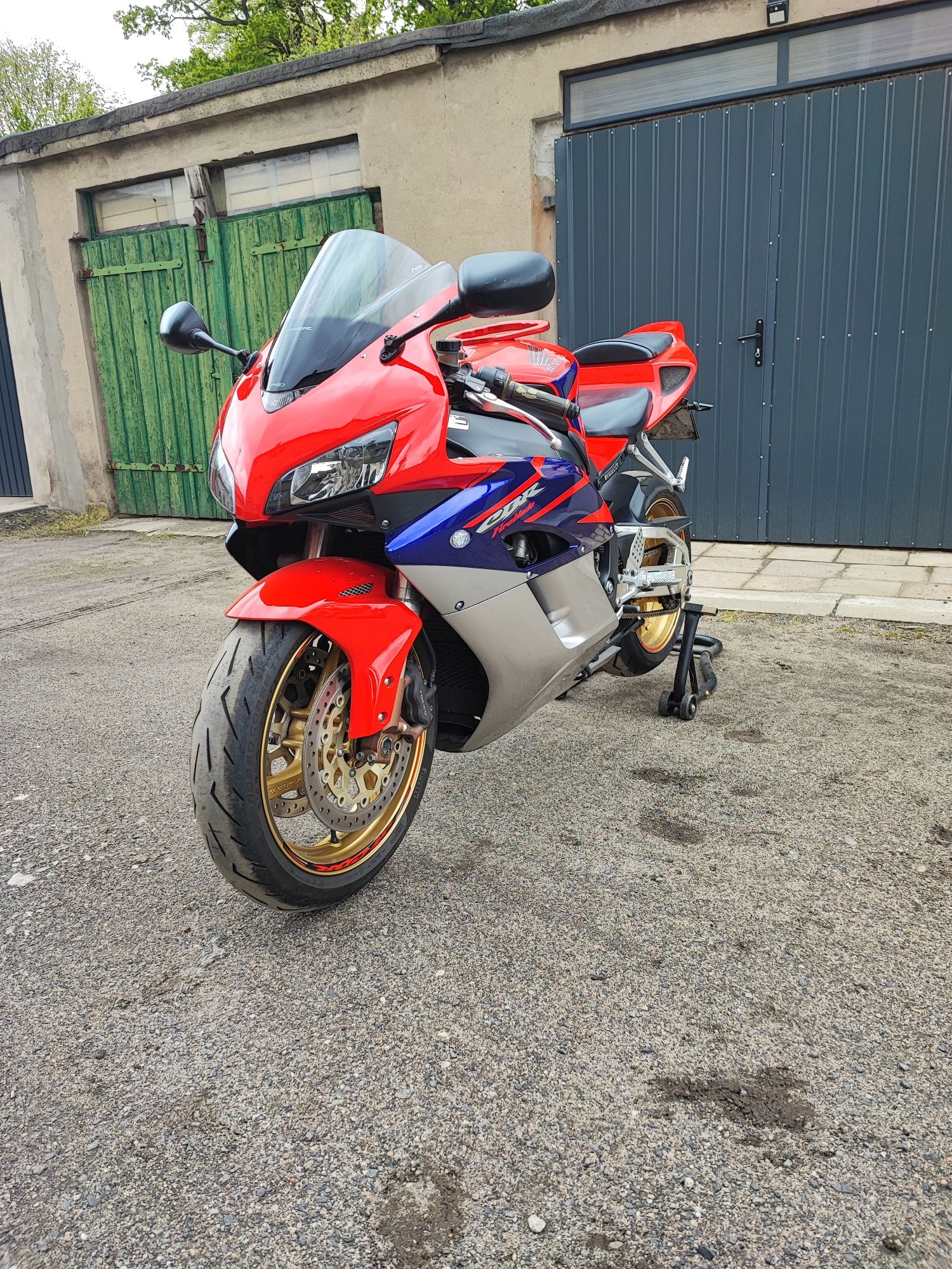 Honda SC57 1000RR 2005