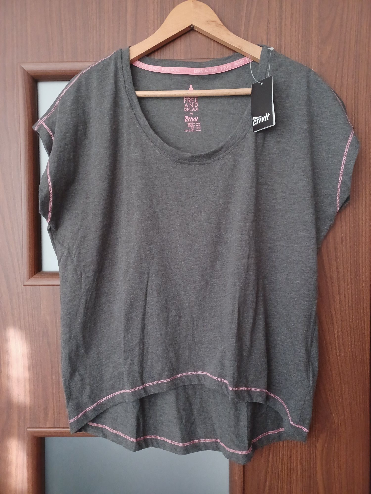 Nowy t-shert damski rozm.L 44/46