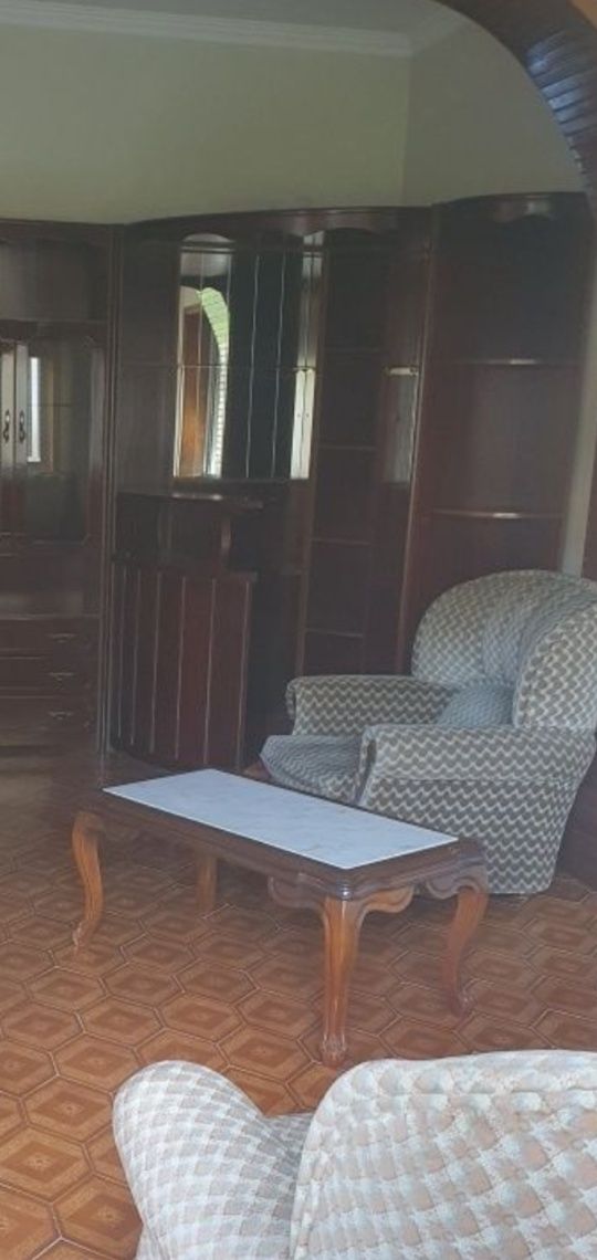 Móveis de sala e quarto usados