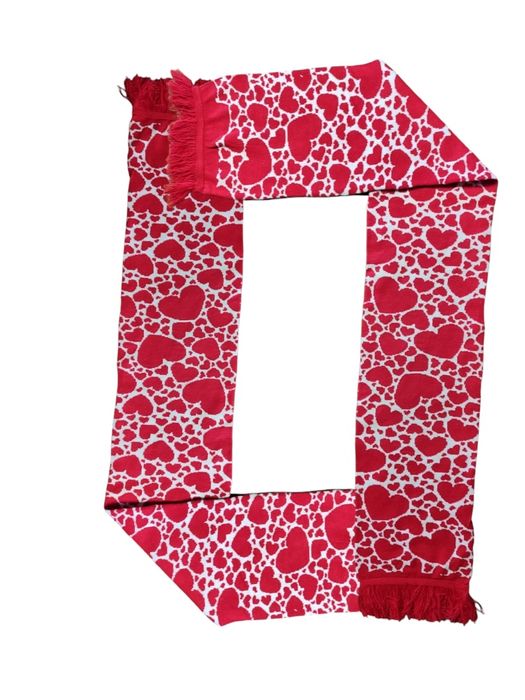 Подарунок до 8 березня - відчуття теплого та love. Шарф з сердечками.