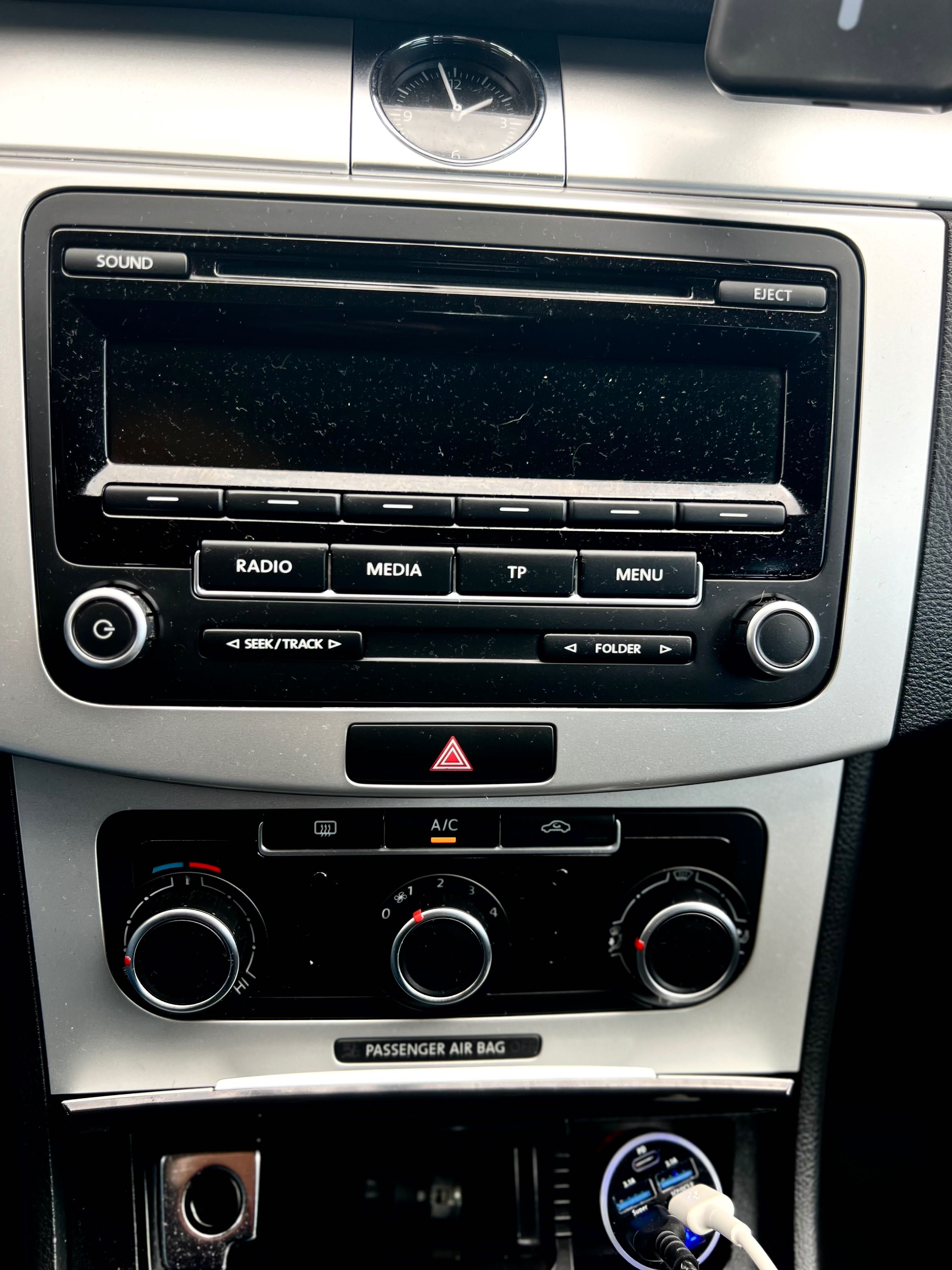 VW PASSAT 1.6 TDi Trendline Nacional - Unico proprietário