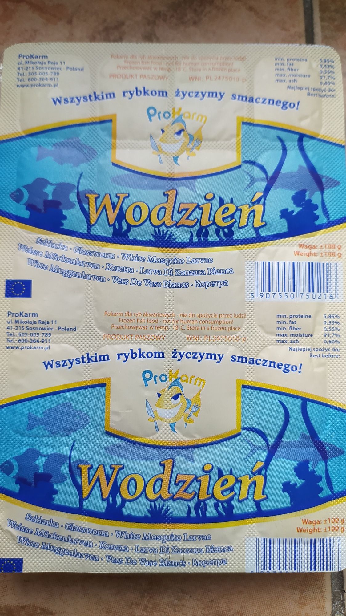 Pokarm mrożony-Wodzień.