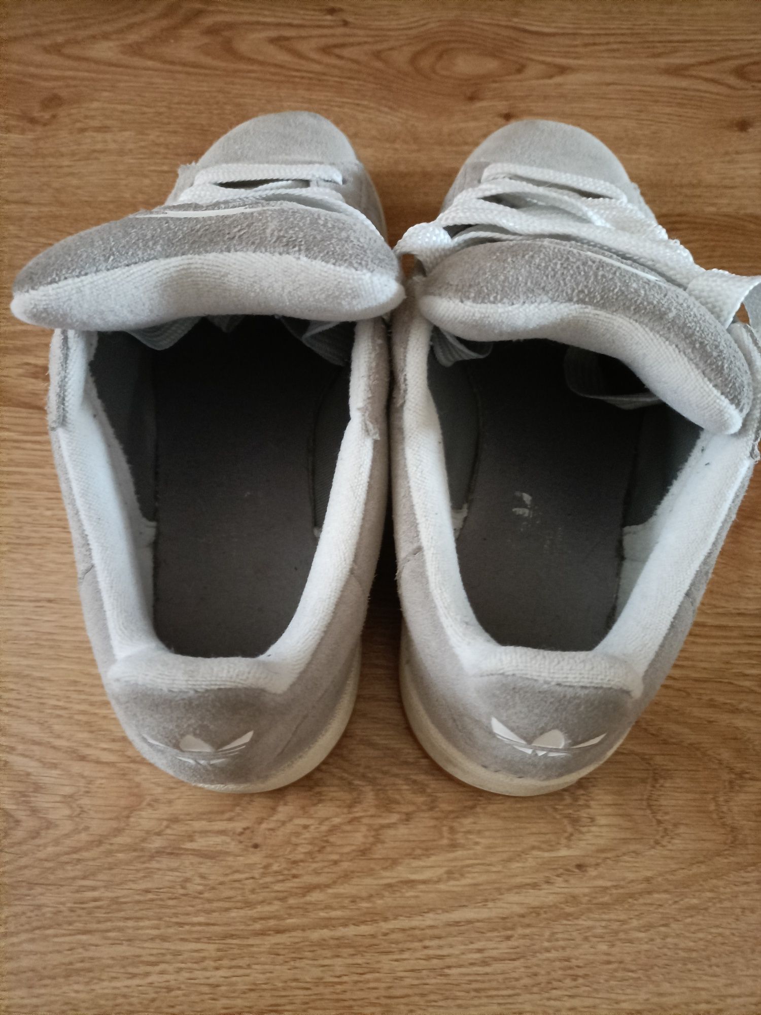 Tênis Adidas Campus 00s Cinzentos