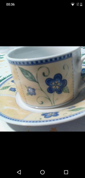 84. Filiżanki do kawy 3 sztuki