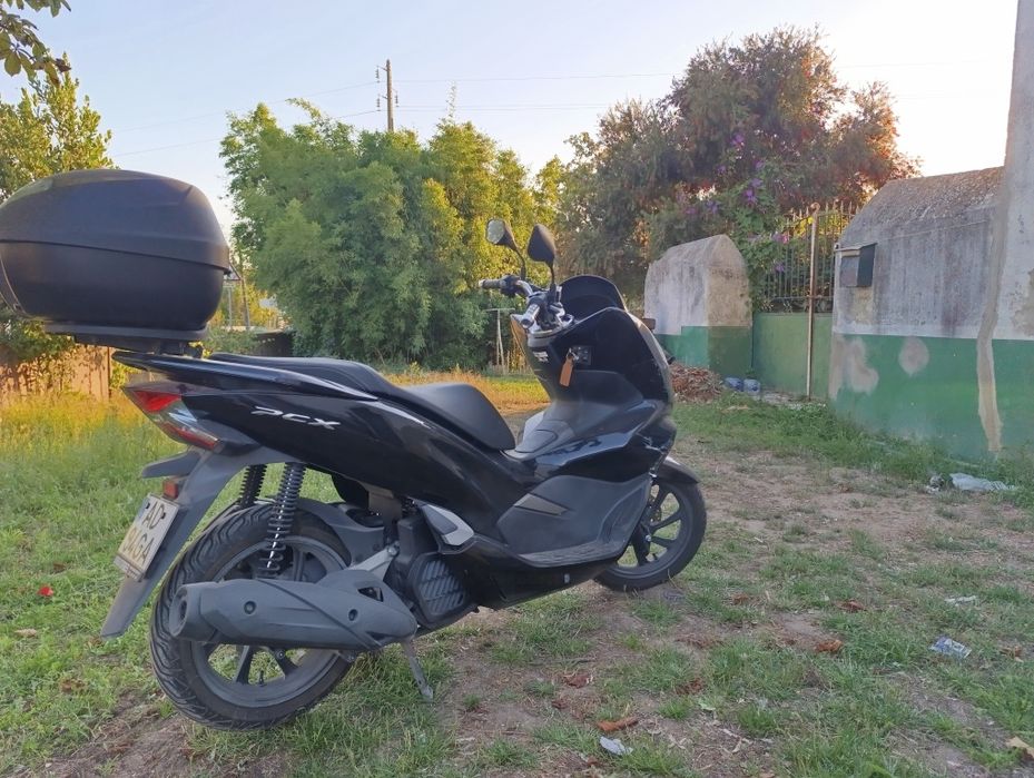 PCX Honda, em bom estado.