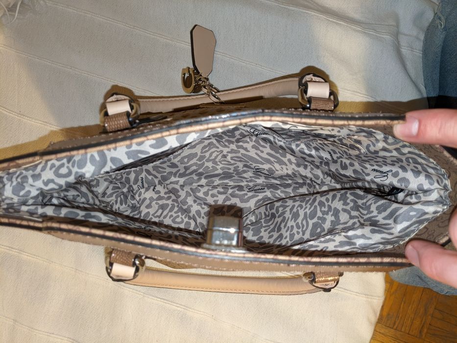 Torebka damska Guess