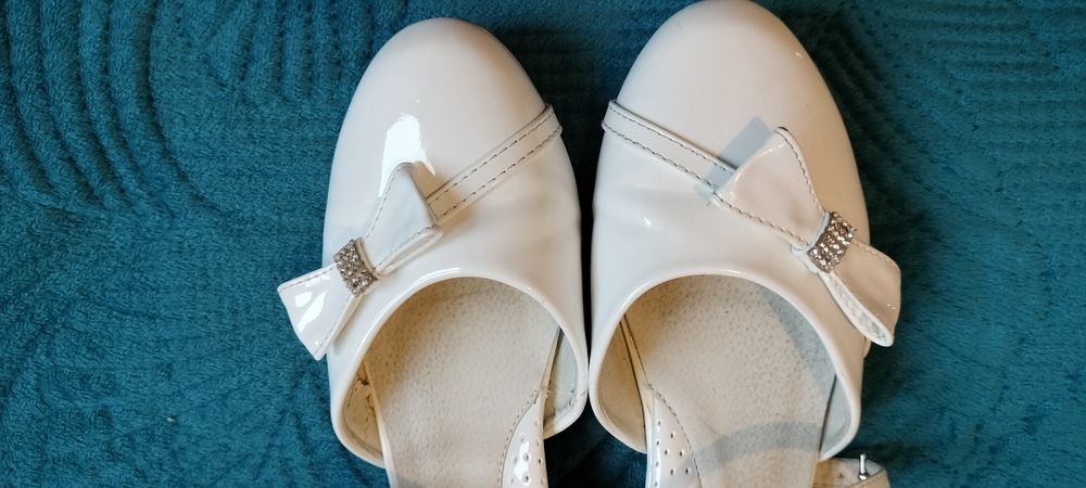 Sukienka komunijna, na 150cm komplet z 2 bolerkami i torebką + buty 38