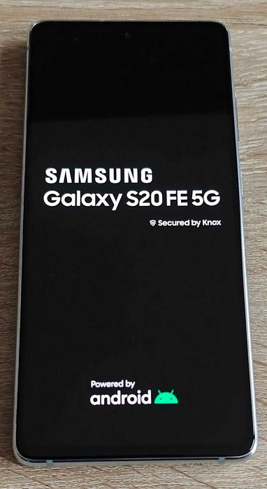 Samsung Galaxy S20 FE 5G 6/128GB, stan dobry, single SIM