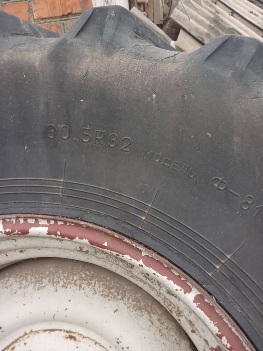 Продам колесо на комбайн 60.5r32
