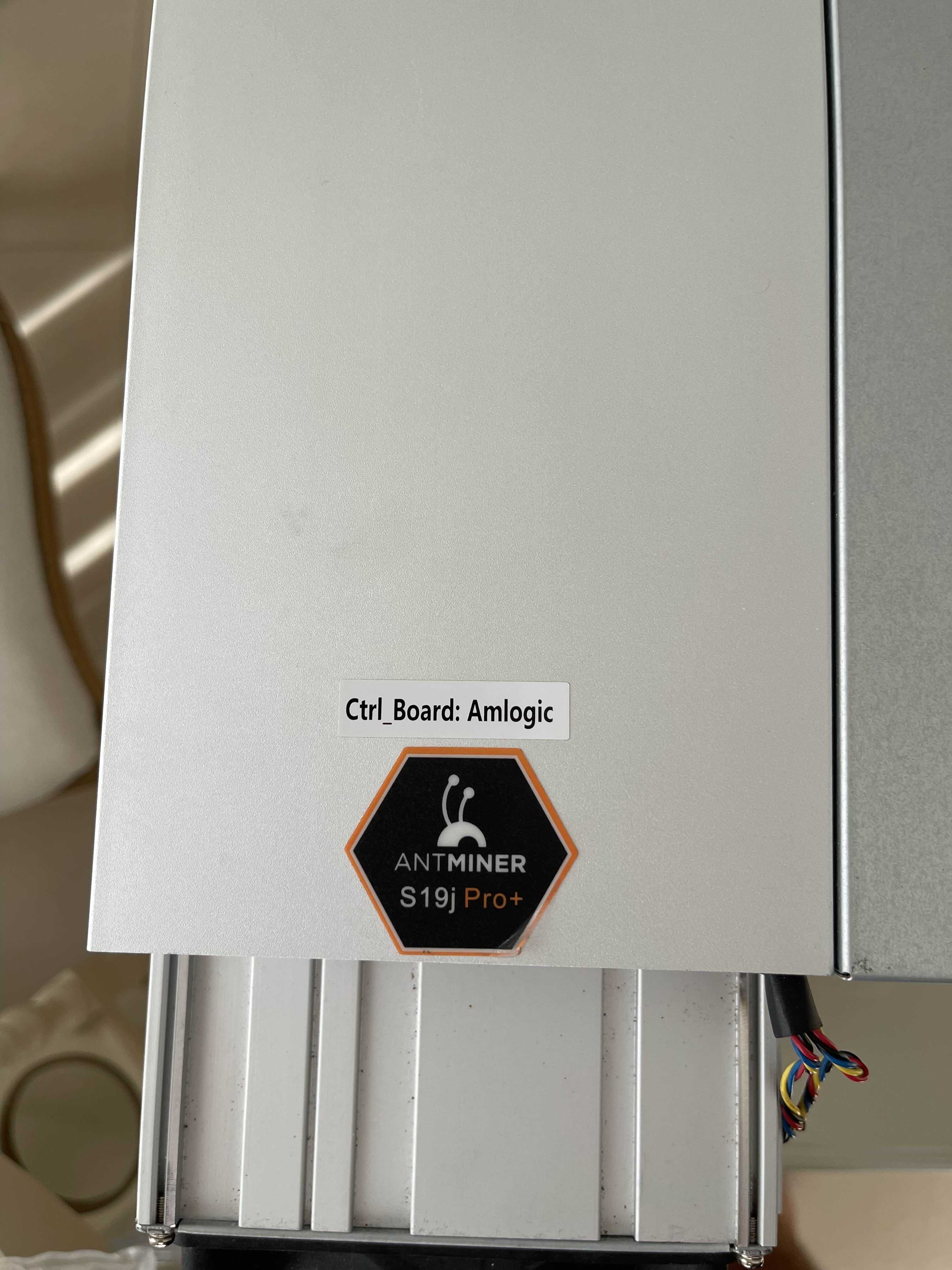 Antminer S19jPro+ 120TH