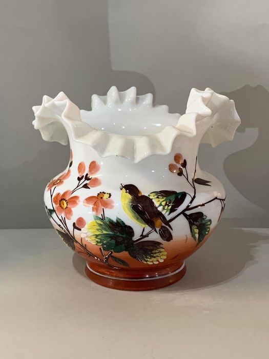 Jarra opalina bordo de folho