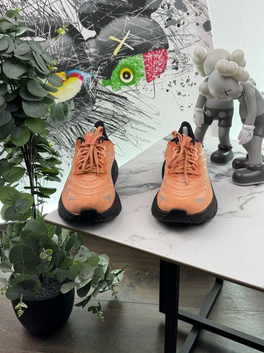 Кросівки Hoka Arahi 6 42.5 розмір Е6710