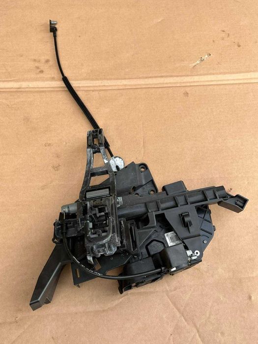 Zamek drzwi prawy tył FORD KUGA MK1