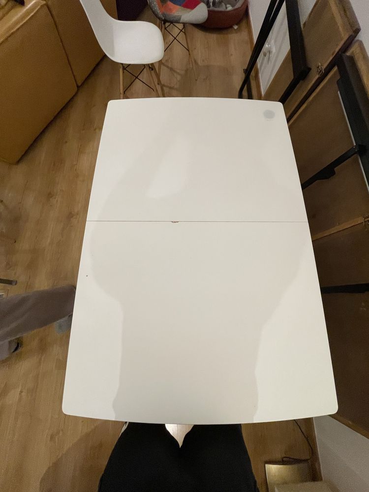 Mesa de sala/cozinha
