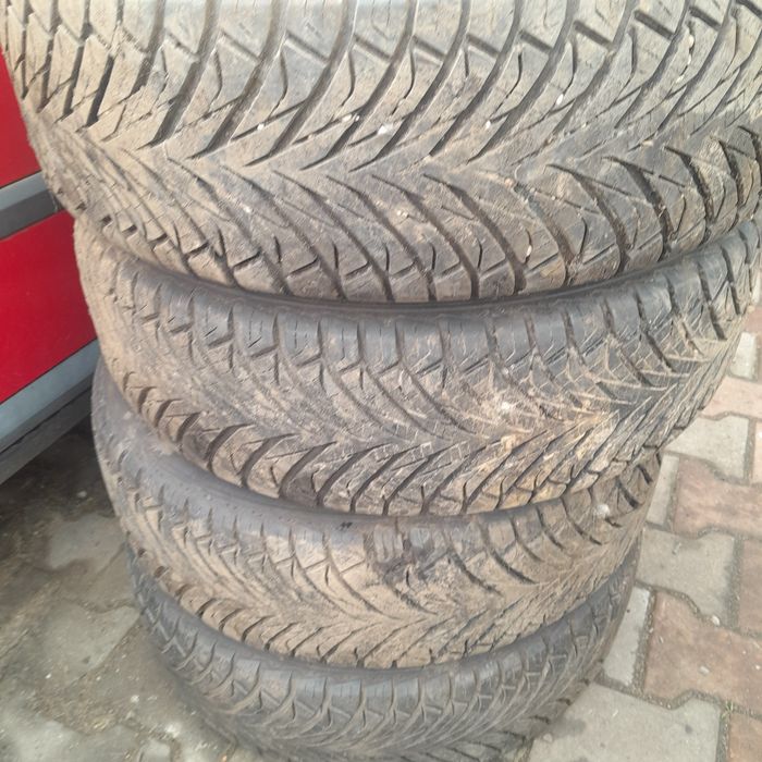 Opony zimowe 195/65/ r15 2023rok