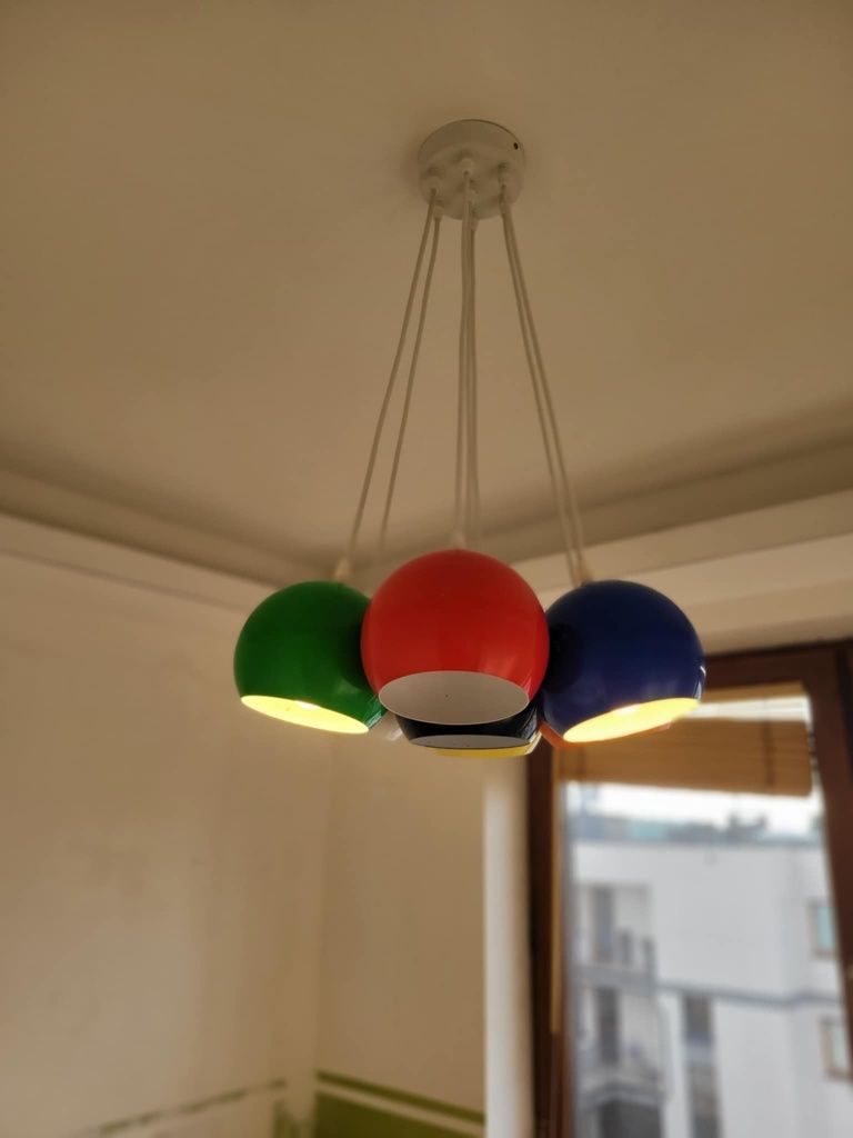 Żyrandol kolorowy siedmio kloszowy Kare Desiign