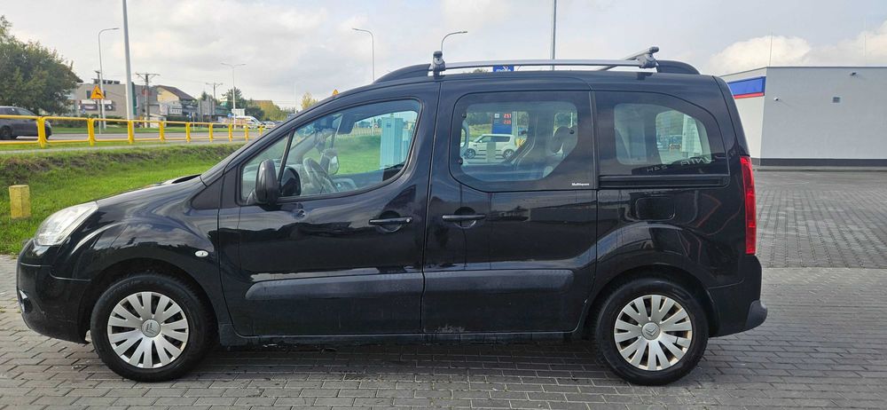 Citroen Berlingo 1 6 Diesel 2010 rok, cena 16900 zł.