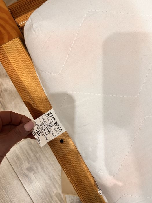 Łóżko drewniane domek plus materac