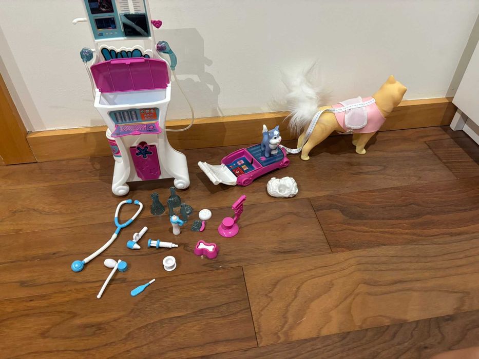 Bonecas Nancy e acessórios