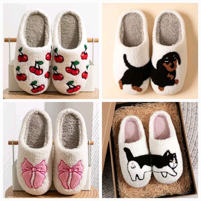 Домашні капці , тапочки.