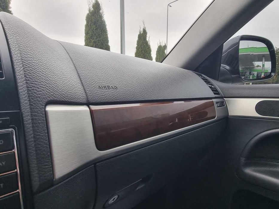 Продам  Volkswagen Touareg 2009. Можна в розстрочку, під викуп.