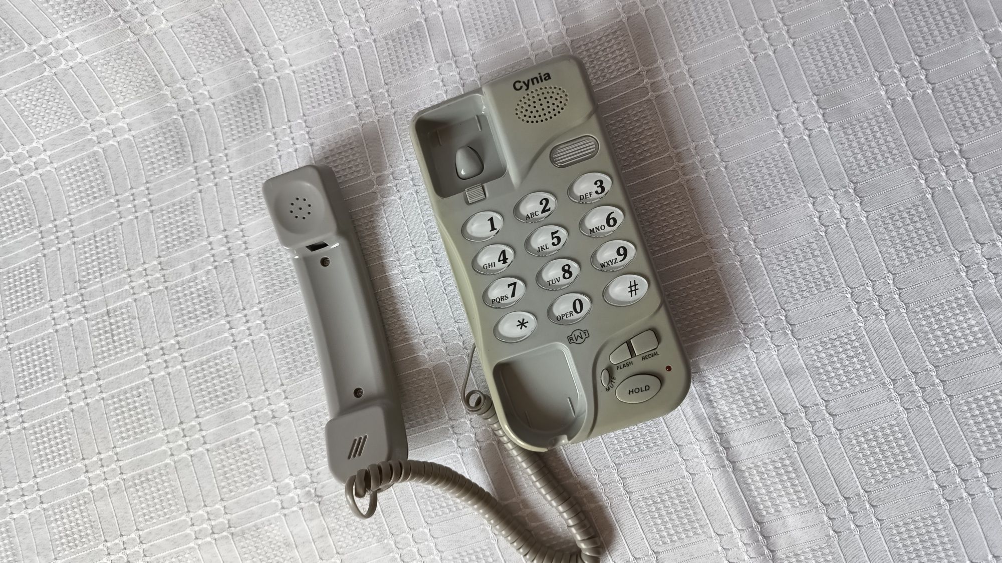 Aparat telefoniczny "Cynia"