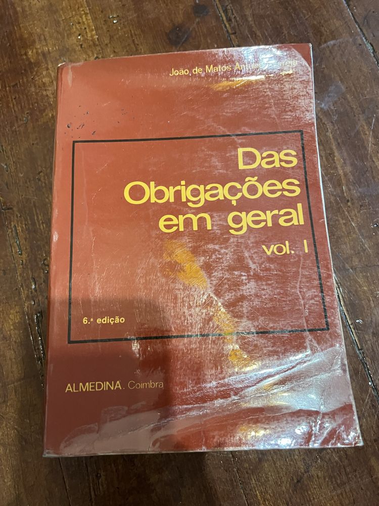 Vendo varios livros direito