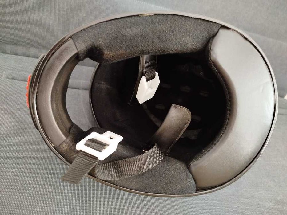 Capacete de mota.