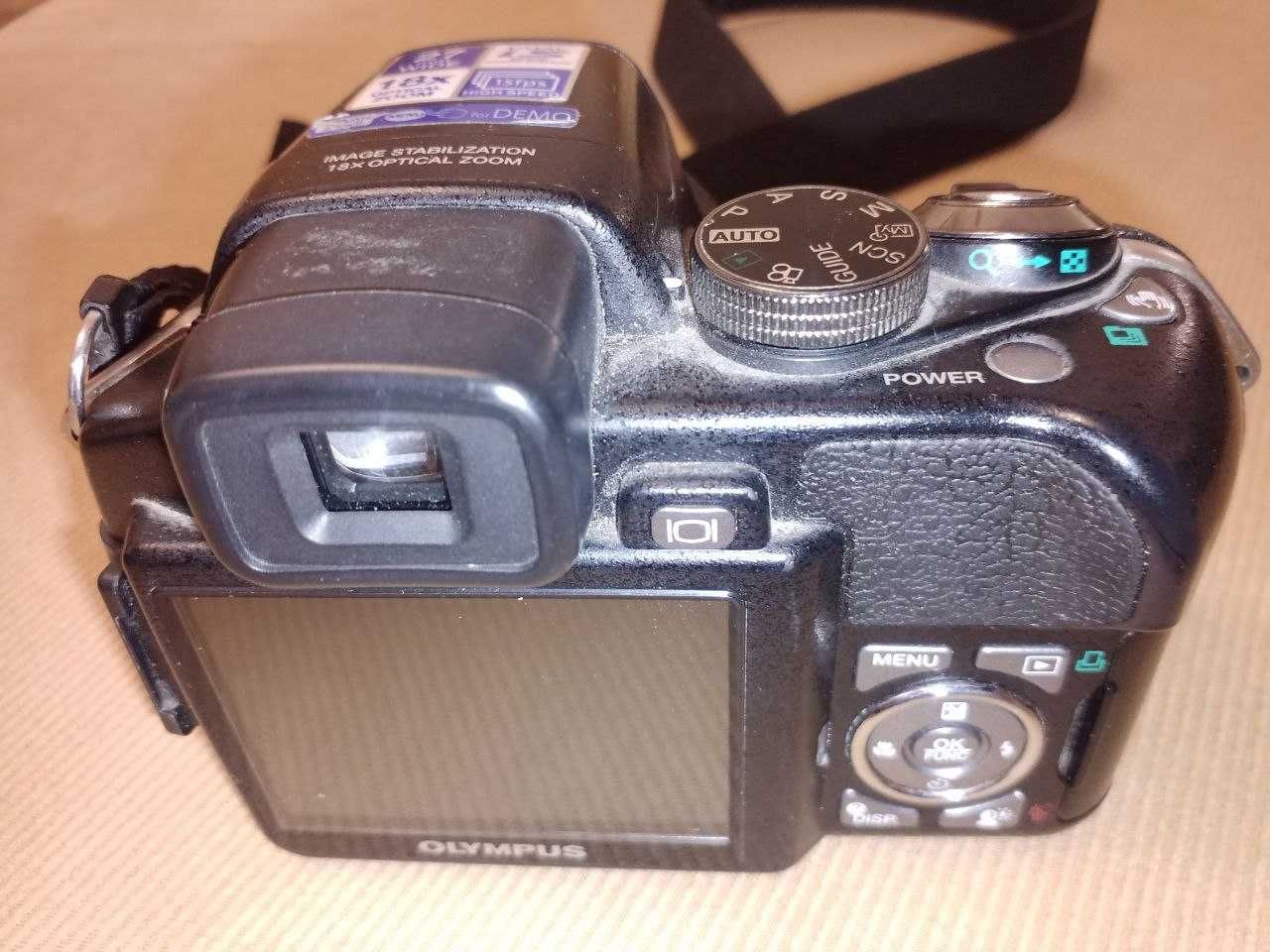 Фотоаппарат Olympus SP-560UZ  18-x оптический Zoom + Цифра  8.0 Megap