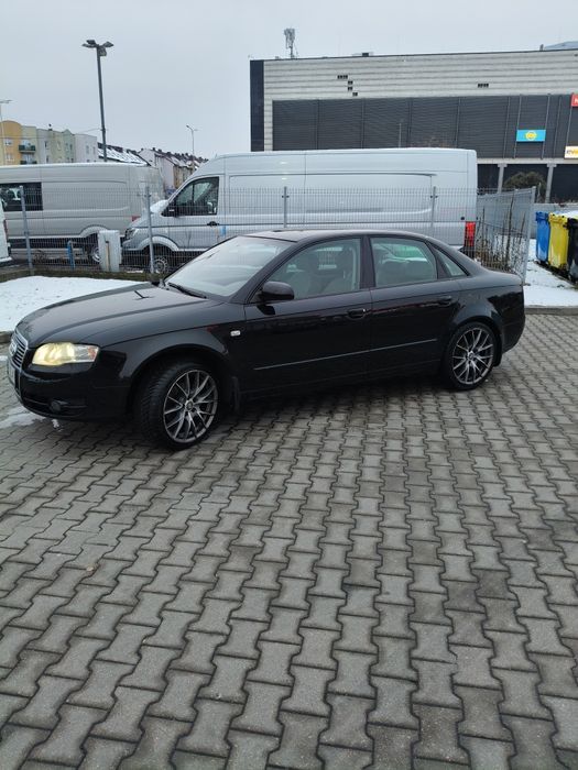 Sprzedam audi a 4 b7 quatro 2006 r .2.0  disel 140 km