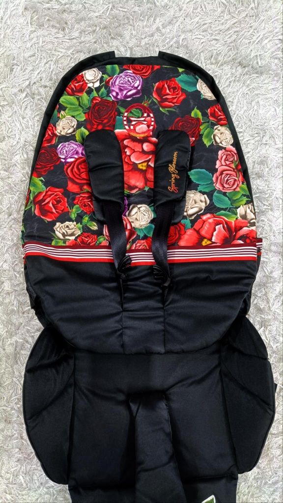 Cybex priam 4.0 spring blossom dark