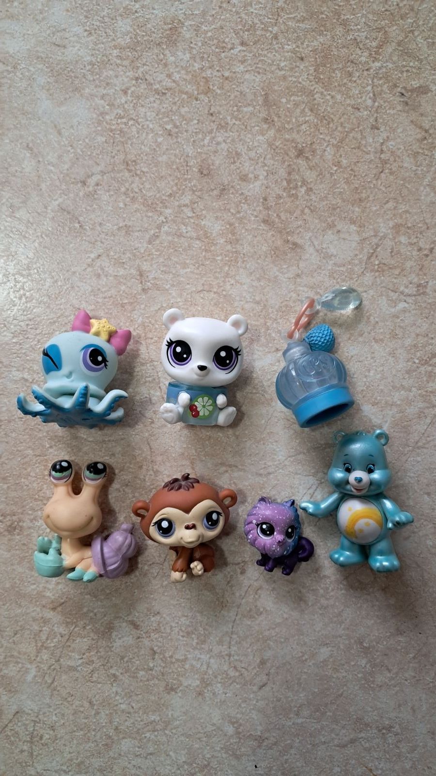 Фигурки Littlest Pet Shop LPS белый медведь и TCFC Заботливые мишки