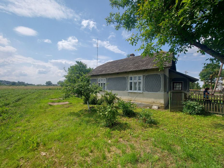 Продаж будинку с.Тейсарів