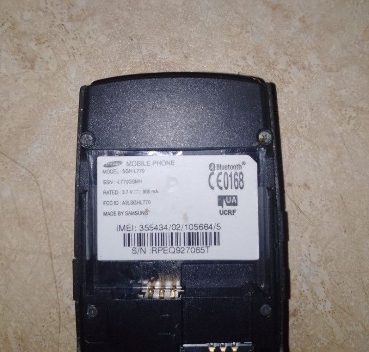 Samsung L770, слайдер с зарядкой