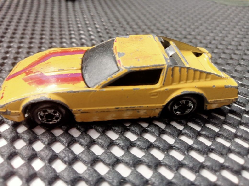 Vintage Hot Wheels 1983 Nissan 300ZX Crack Ups, yellow ,  Hong Kong