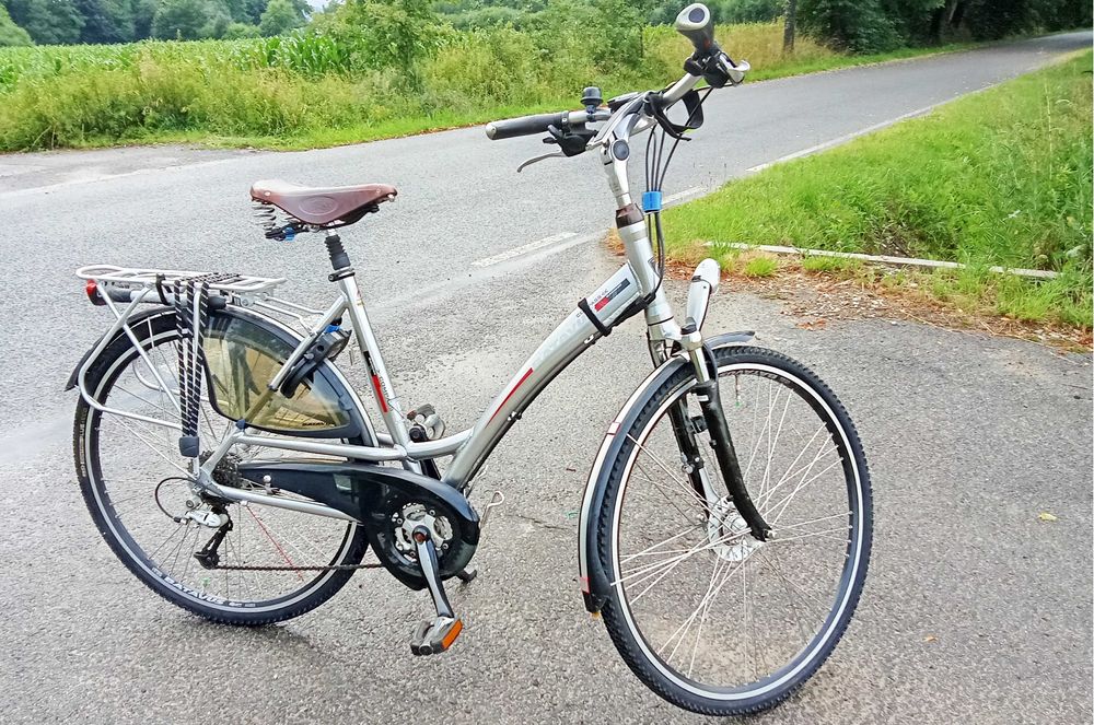 Rower  aluminiowy   BATAVUS .  Holenderska Damka .deore.