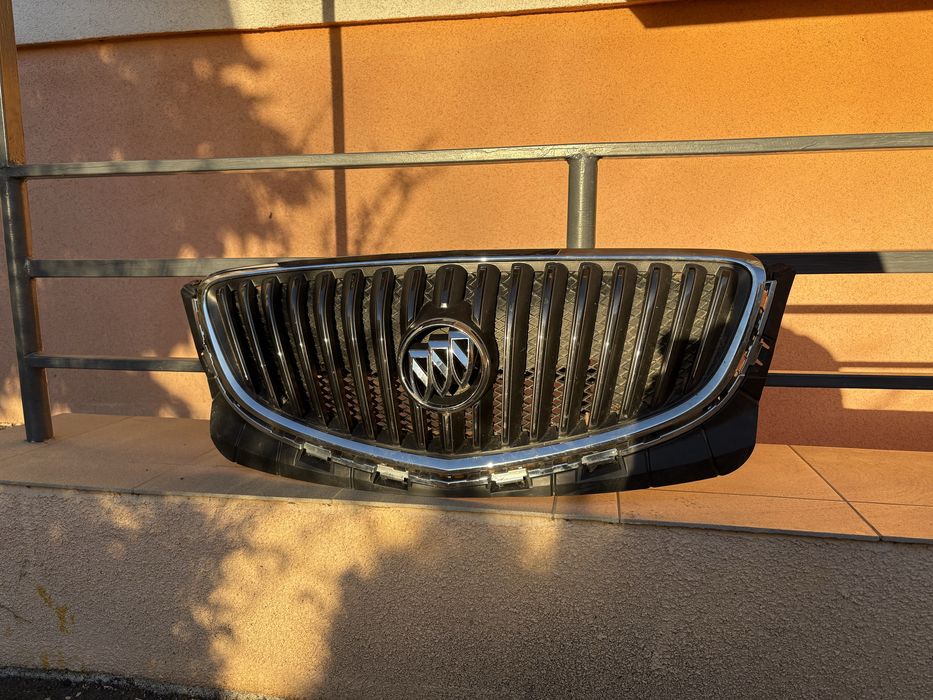 Решітка радіатору / бамперу. Buick Regal / Opel insignia дорест