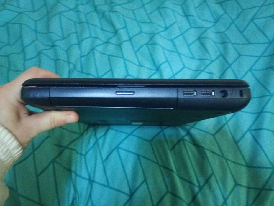 Ноутбук Compaq Presario CQ57
